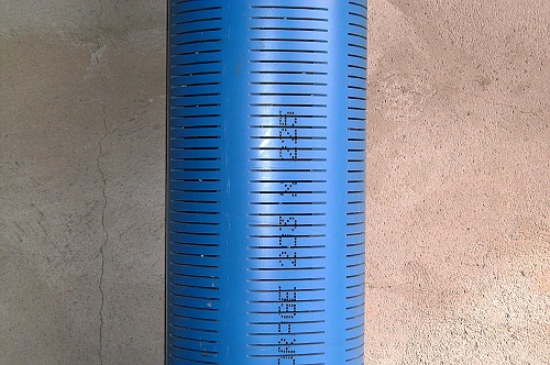 Présentation crépine de filtration en PVC